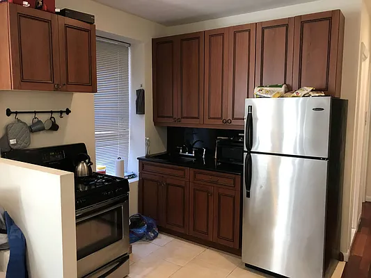 Rented by Meyerson Management | media 22