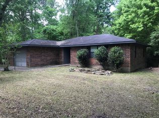 520 S Oakhurst Dr, Livingston, TX 77351