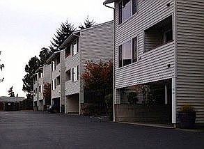 2nd image of 20301 19th Ave NE APT 921