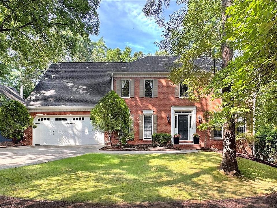 1st image of 335 Woodchuck Ct