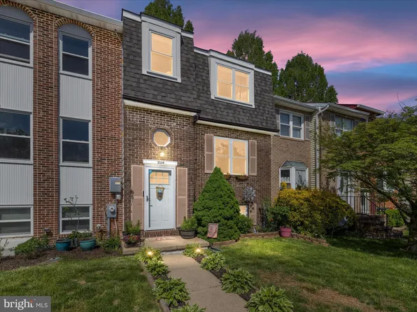 2524 Vineyard Ln, Crofton, MD 21114