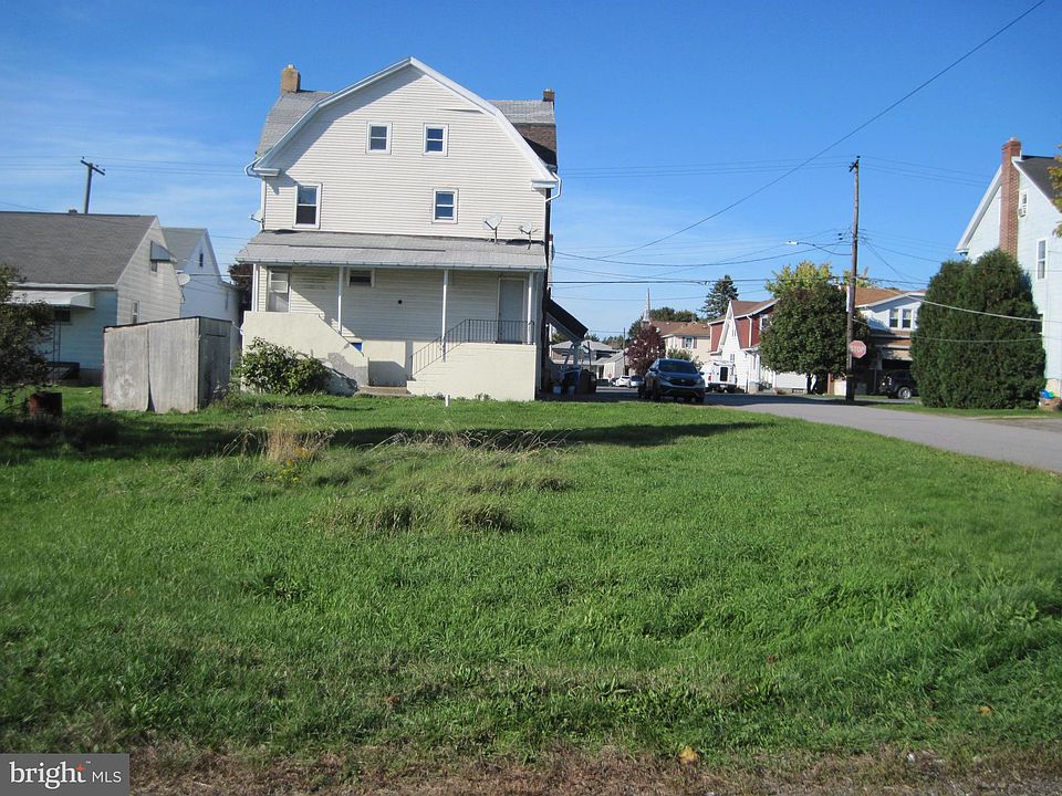40 E Market St, Tresckow, PA 18254 Zillow
