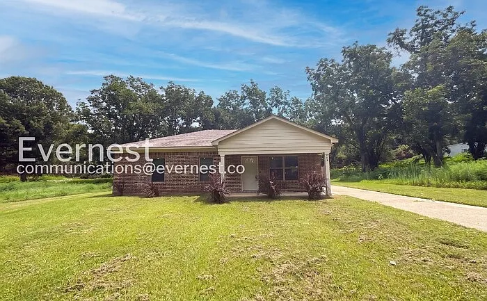 718 Court St — Photo 1