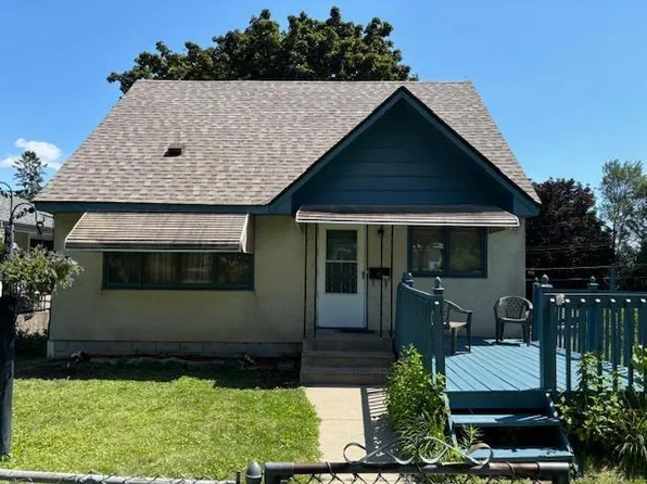 1478 Farrington St, Saint Paul, MN 55117