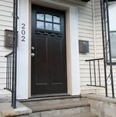 2nd image of 202 Falcon St #2A