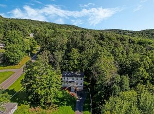 2 Scudders Rd, Sparta, NJ 07871