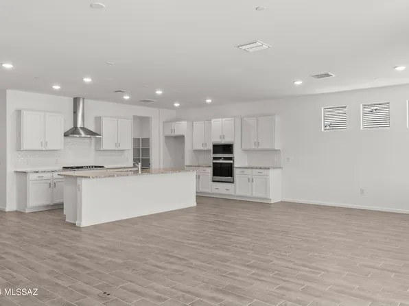 12734 E Lauren Canyon Pl, Vail, AZ 85641