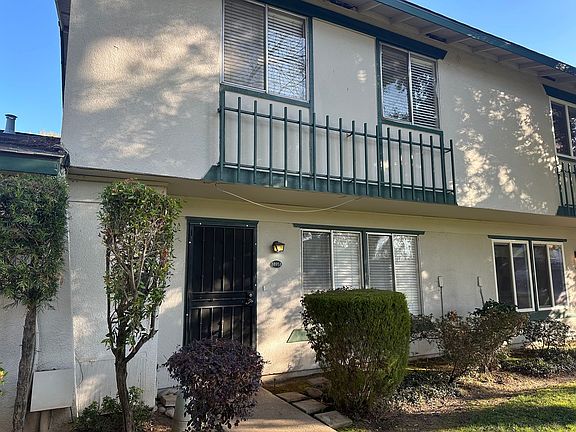 2nd image of 8895 Salmon Falls Dr APT B