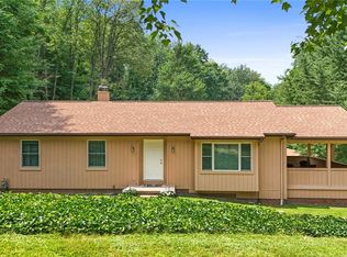 11737 Frost Rd, Mantua, OH 44255