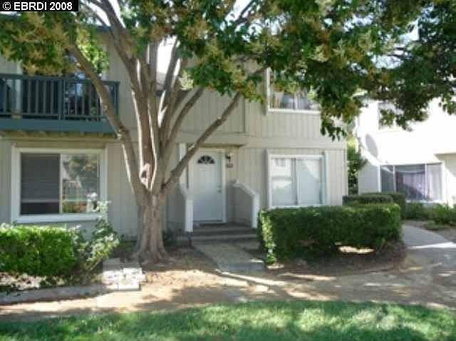 1st image of 4269 Comet Cir
