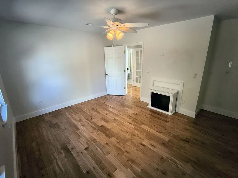 14 York St #2 BR — Photo 6