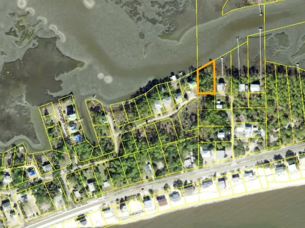 Pelican St, Panacea, FL 32346