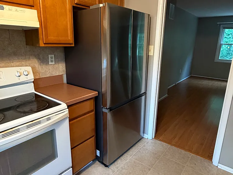 1613 Forest Hill Ct — Photo 5