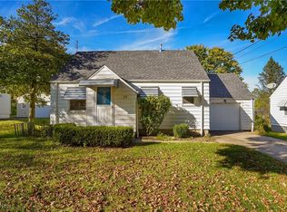 39 Renee Dr, Struthers, OH 44471