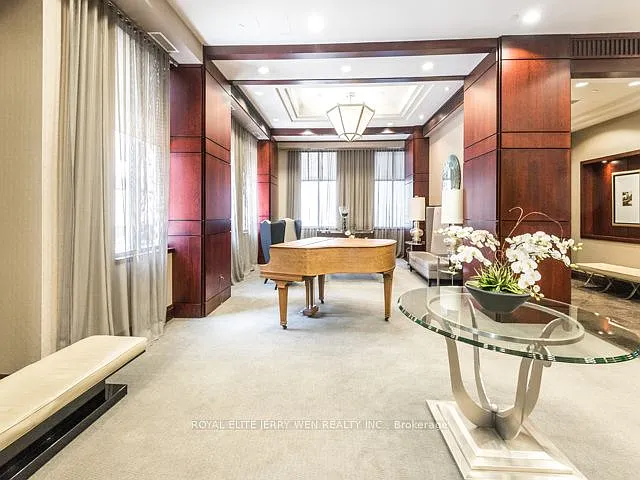 35 Balmuto St #2309 — Photo 4