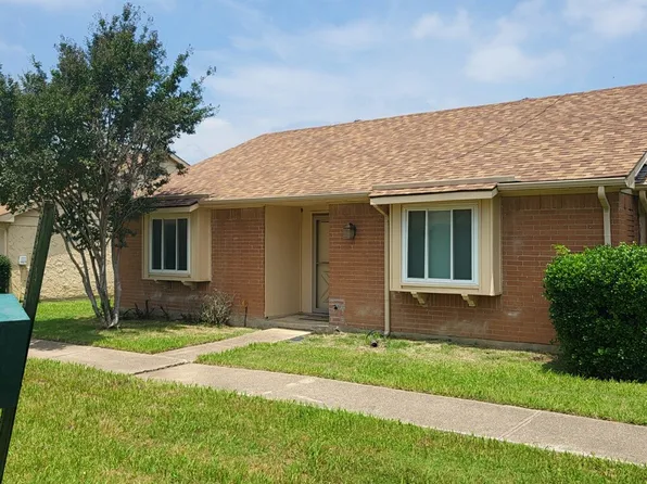 56 E Mountain Creek Dr #22, Grand Prairie, TX 75052