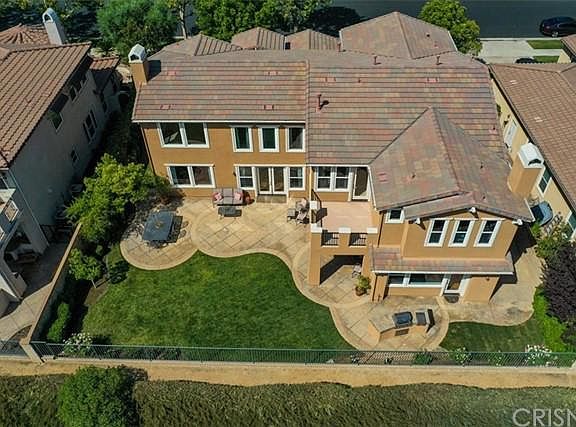 4th image of 26472 Valley Oak Ln