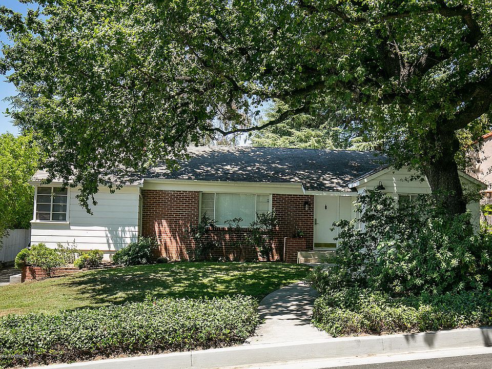1st image of 5049 Louise Dr