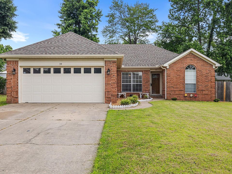 1st image of 39 Robin Ln