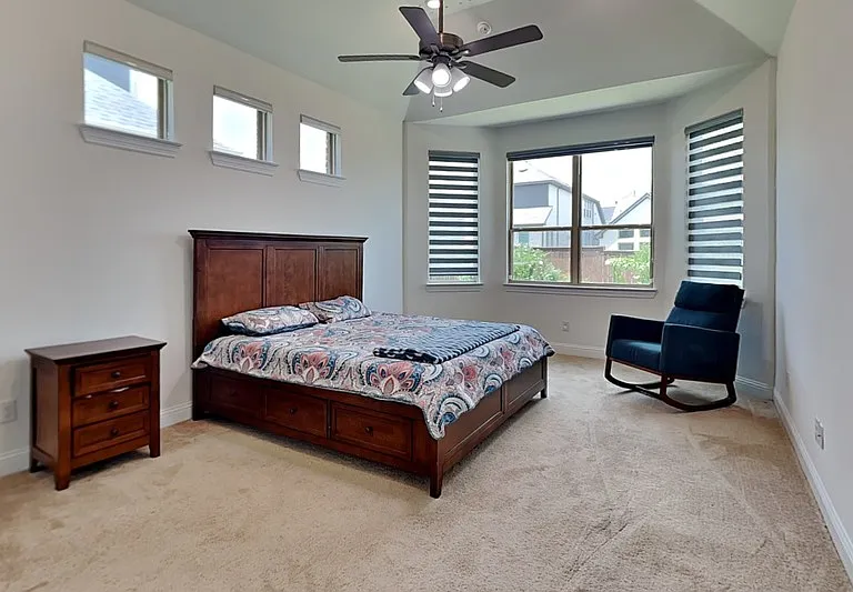 2931 Genevieve Ln — Photo 11