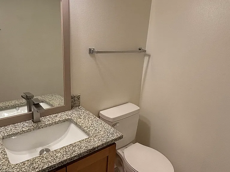 1/2 bath