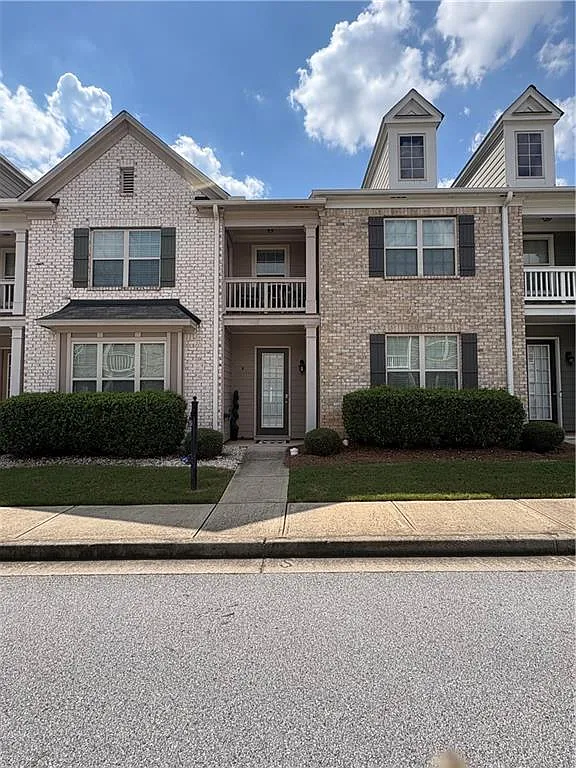 3 bed, 2.5 bath, 1946 sqft, $2,600 — Photo 1