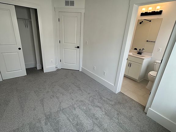 3rd image of 9129 Creek Bottom Ln