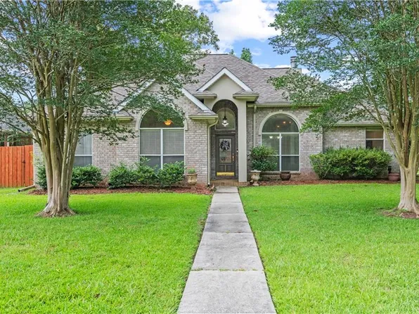 200 Gage Ct, Madisonville, LA 70447