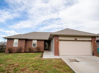 4425 W Loren St, Springfield, MO 65802