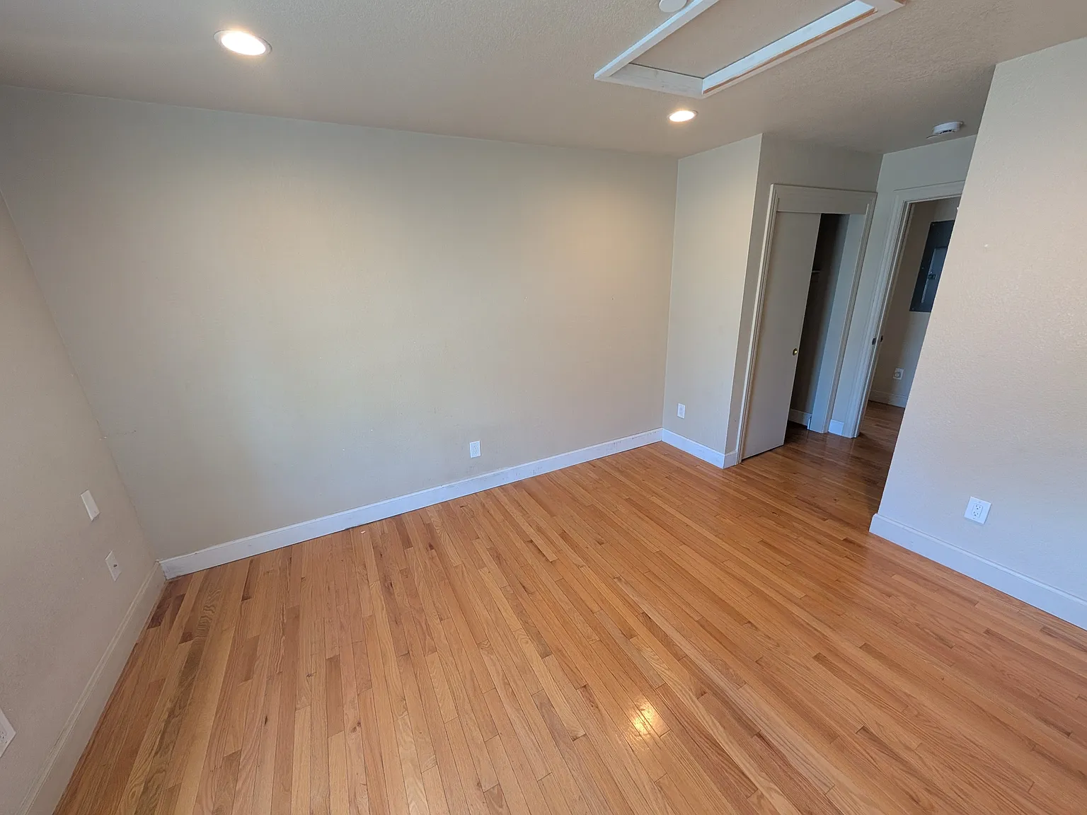 2504 Dana Street — Photo 4