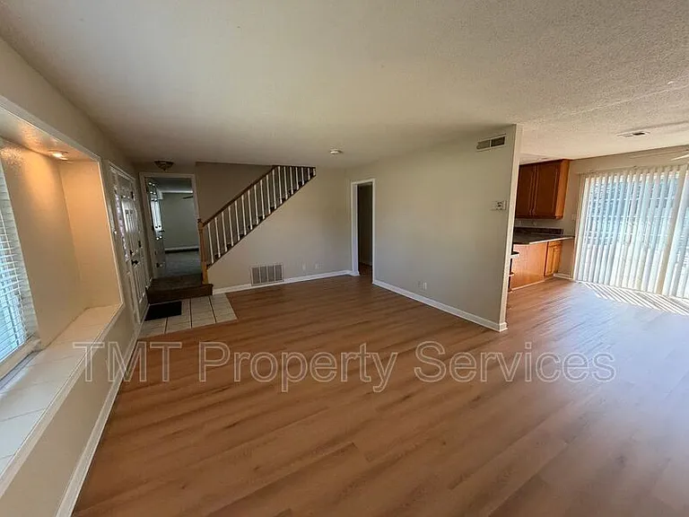 2533 Stansberry Way — Photo 5