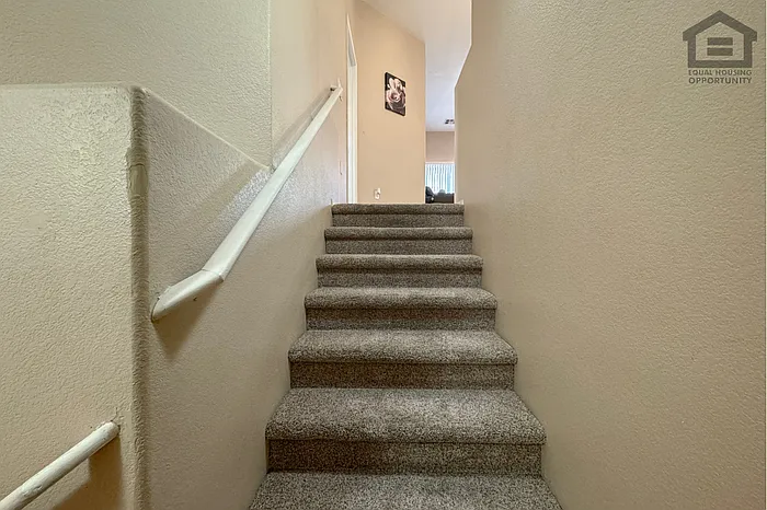 2727 N Price Rd #6 — Photo 6