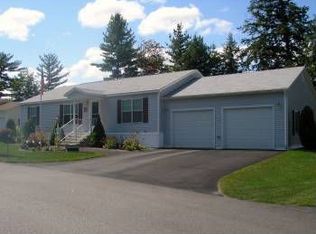 4 Fox Hill Cir, Tilton, NH 03276