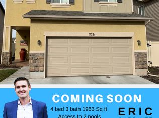 1126 W Stonehaven Dr, North Salt Lake, UT 84054