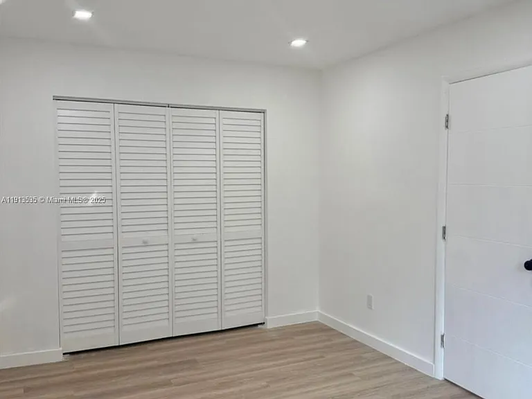 7535 NE 2nd Ct #1 — Photo 15