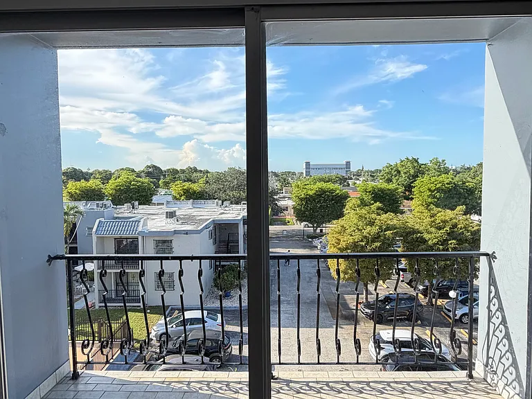 3181 SW 13th St #409 — Photo 33