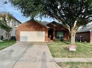 1656 Park Grove Dr, Irving, TX 75060