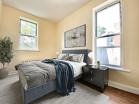4th image of 312 E 116th St APT 3E
