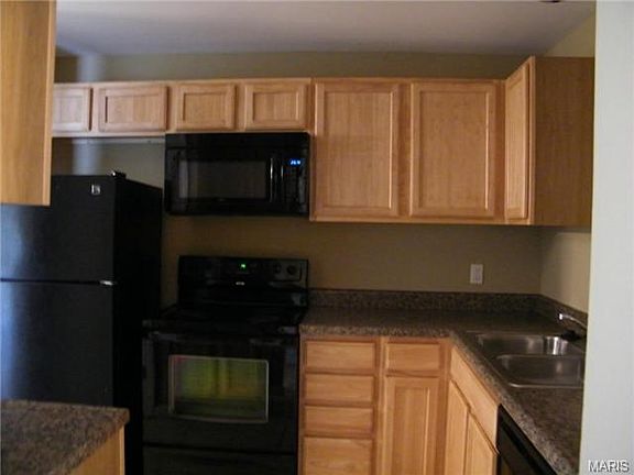2nd image of 14502 Cazado Dr #14502F