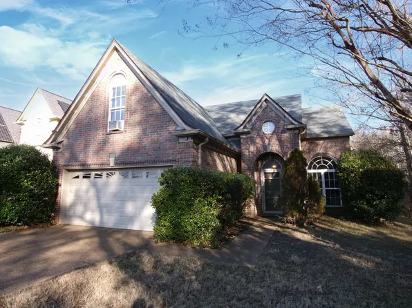 8682 Spice Wood Ln, Cordova, TN 38018