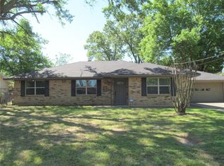 310 Hall Dr, Winnsboro, TX 75494