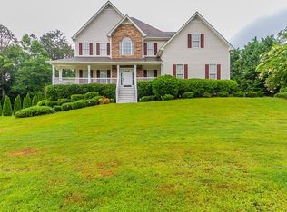 18 Edgewood Dr, Hiram, GA 30141