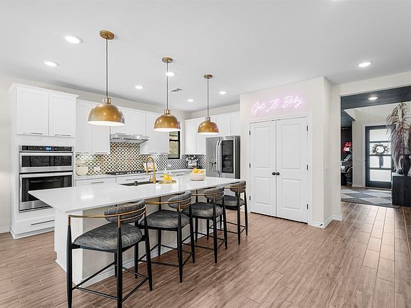 3rd image of 27809 Ellie Oak Ln