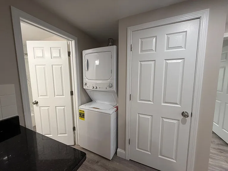 Pondsview Apartments — Photo 120