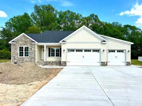 104 Lucky Lane, Pikeville, NC 27863