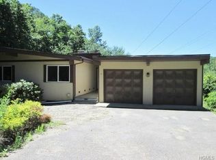 7 Rambler Rd, Mahopac, NY 10541