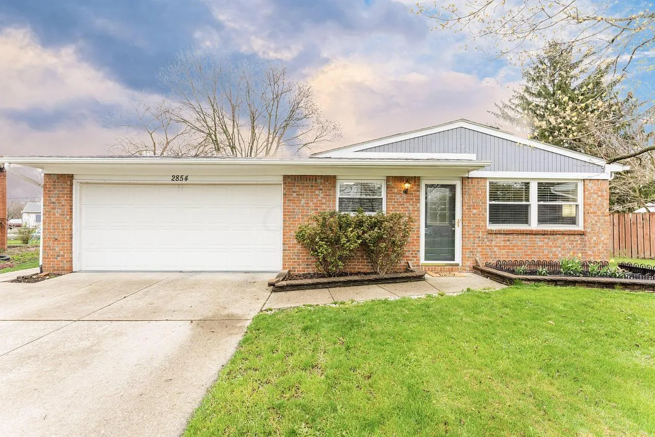 2854 Sheila Pl photo 1