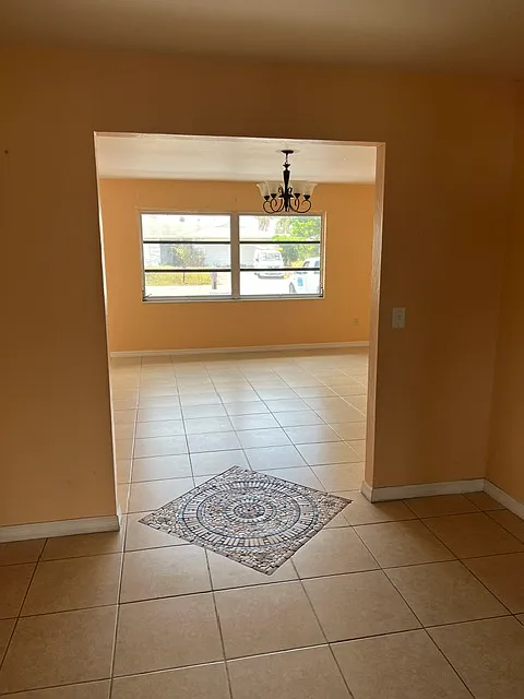SE 34th St, Cape Coral — Photo 3
