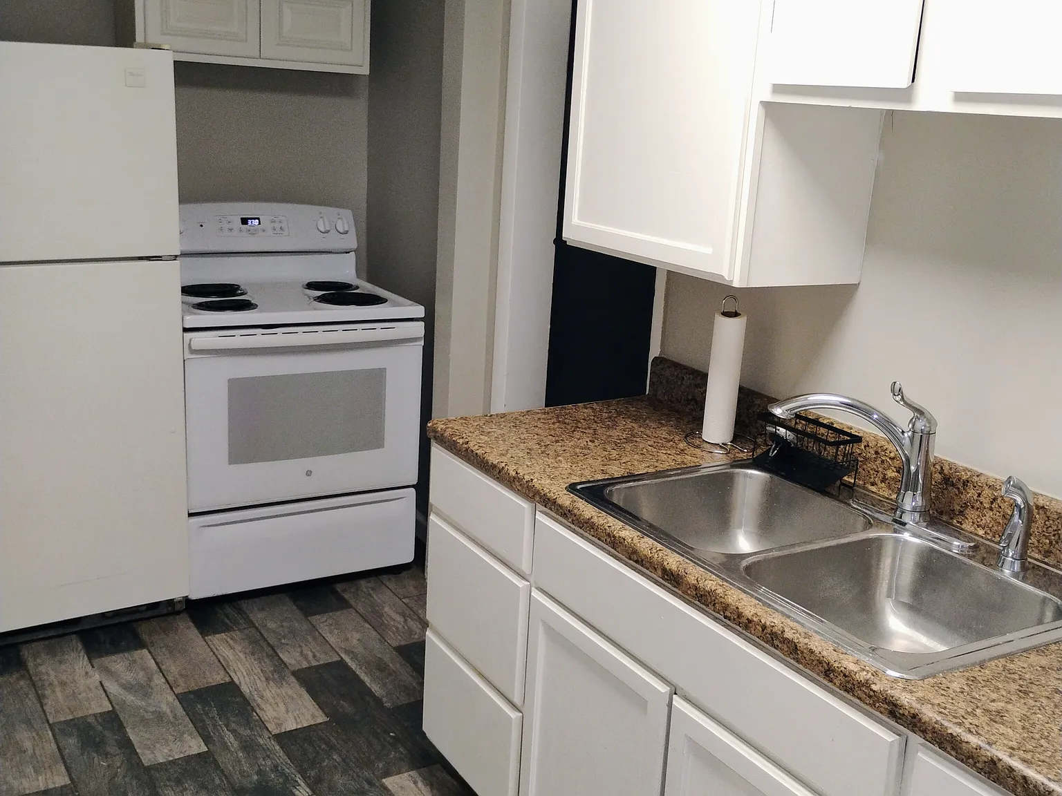 Studio, 650 sqft, $600 — Photo 4