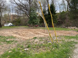 141 1st St, Rivesville, WV 26588